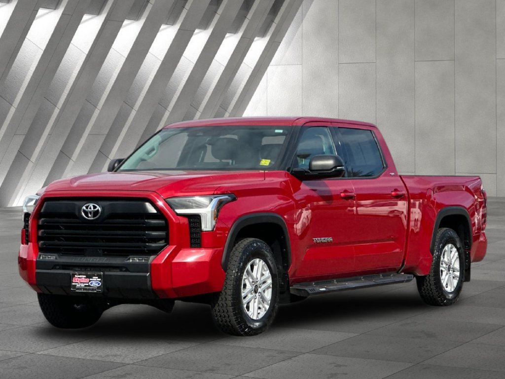 Used 2022 Toyota Tundra SR5 w/ SR5 Premium Package AWD/4WD image 7