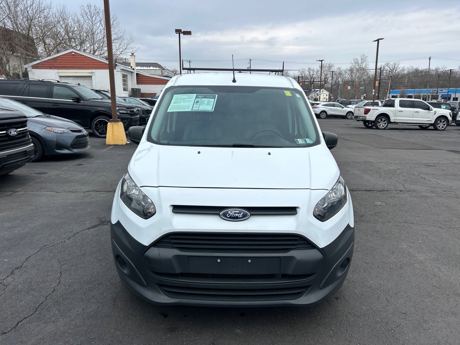 Certified 2018 Ford Transit Connect XL image 19