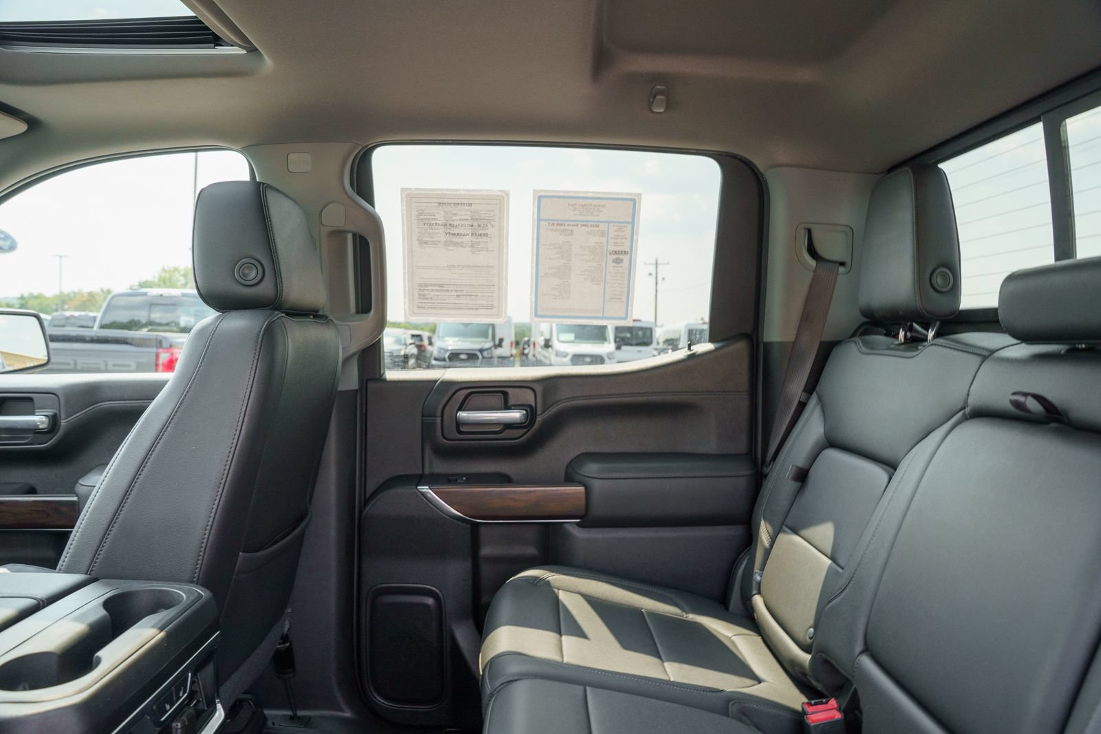 Used 2021 GMC Sierra 1500 SLT AWD/4WD image 24