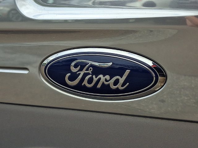 Certified 2022 Ford F150 Platinum w/ Equipment Group 701A High AWD/4WD image 29