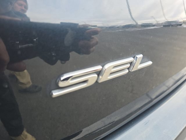 Certified 2022 Ford Edge SEL w/ Convenience Package AWD/4WD image 24