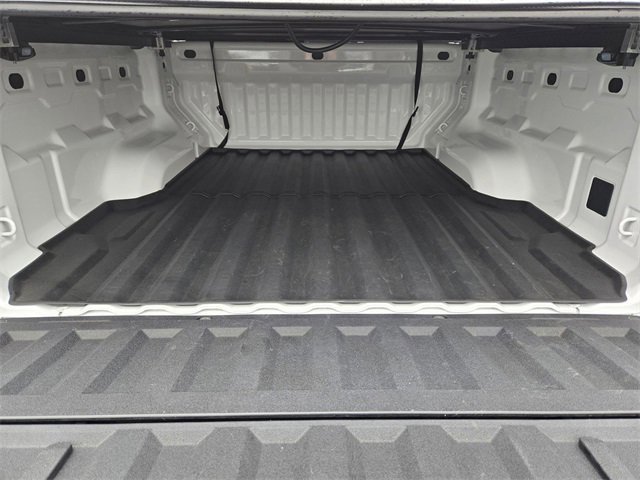 Used 2024 Chevrolet Colorado LT w/ LT Convenience Package image 6