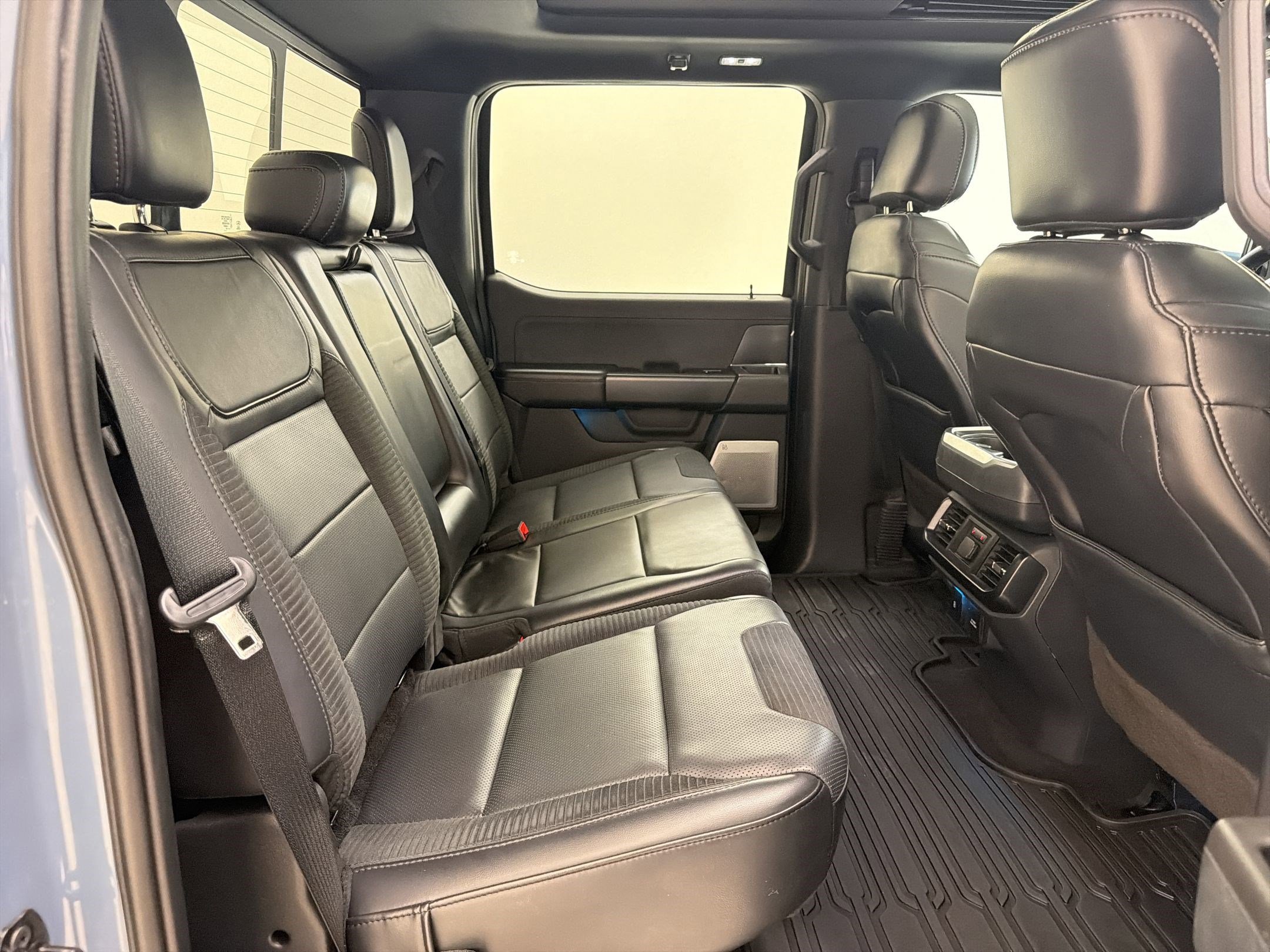 Certified 2023 Ford F150 Raptor AWD/4WD image 30