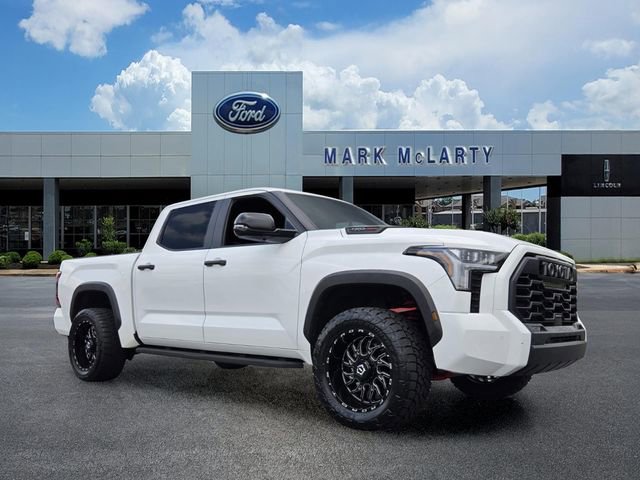 Used 2025 Toyota Tundra TRD Pro AWD/4WD image 7