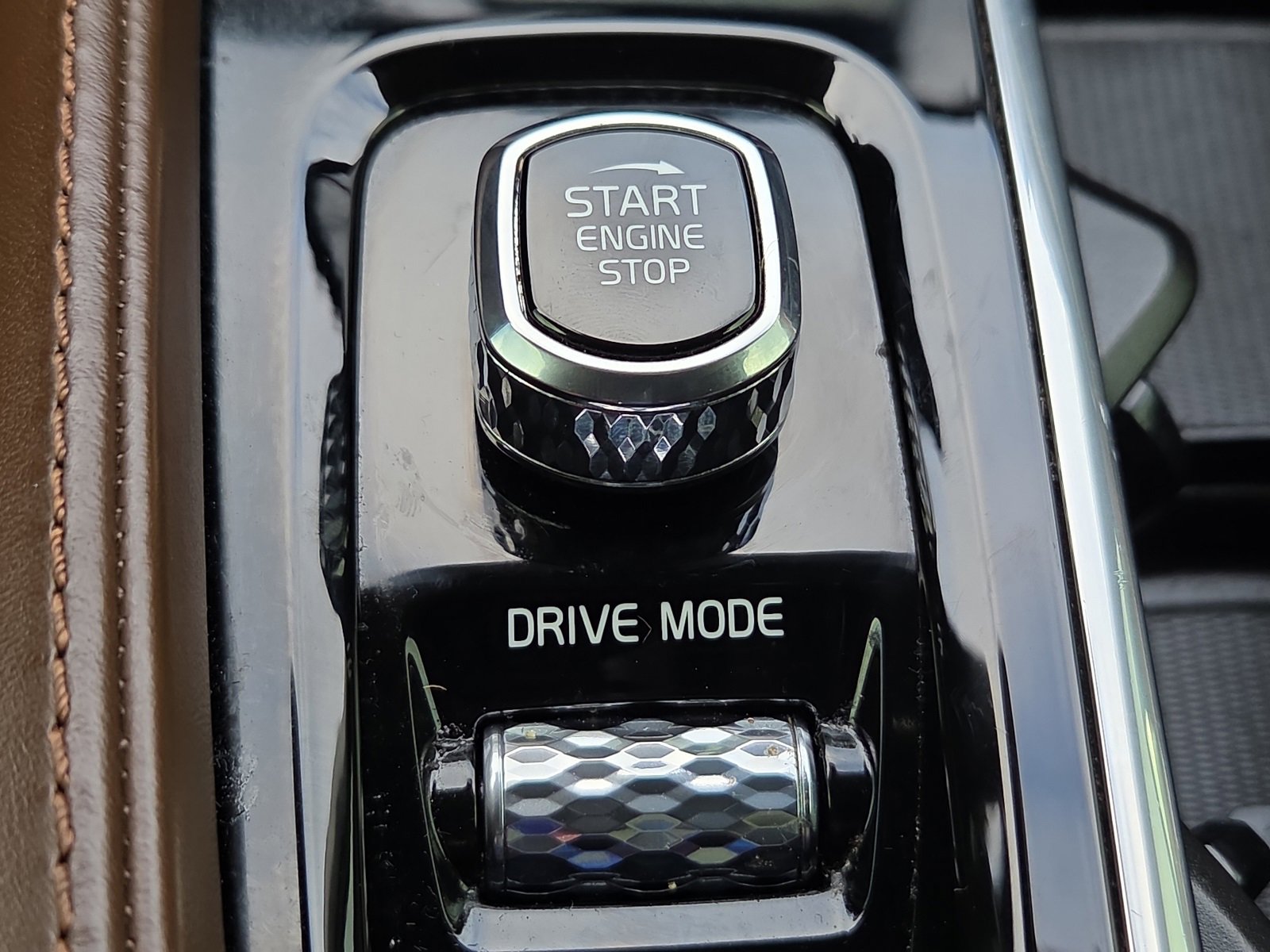 Used 2019 Volvo XC90 T6 Inscription w/ Protection Package Premier image 20