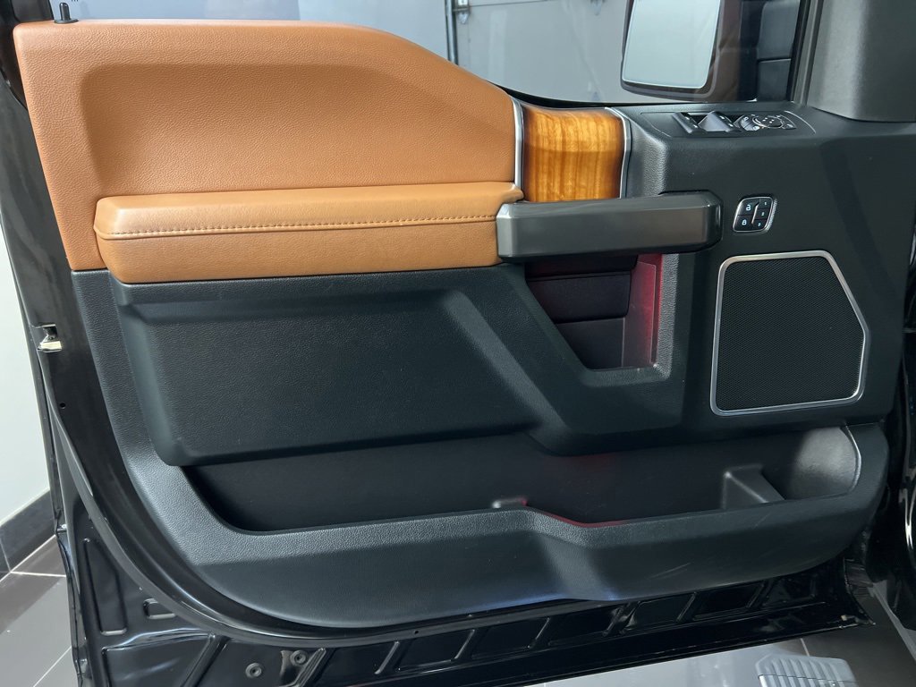 Certified 2016 Ford F150 Limited w/ Trailer Tow Package image 34