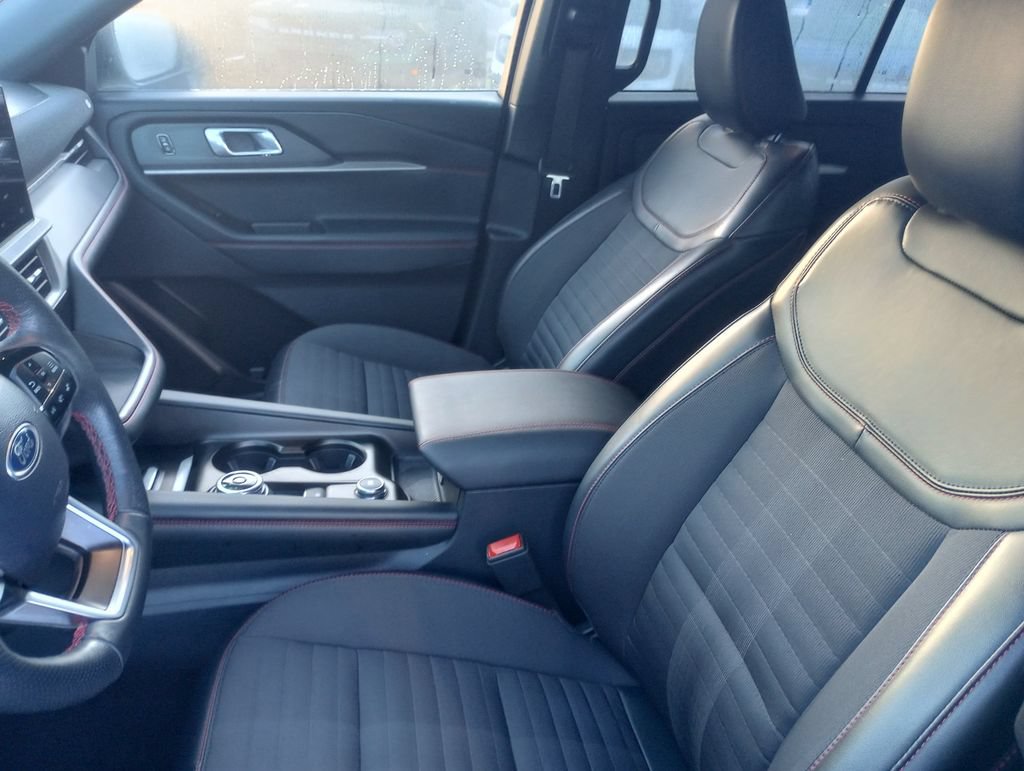 Certified 2025 Ford Explorer ST-Line AWD/4WD image 22