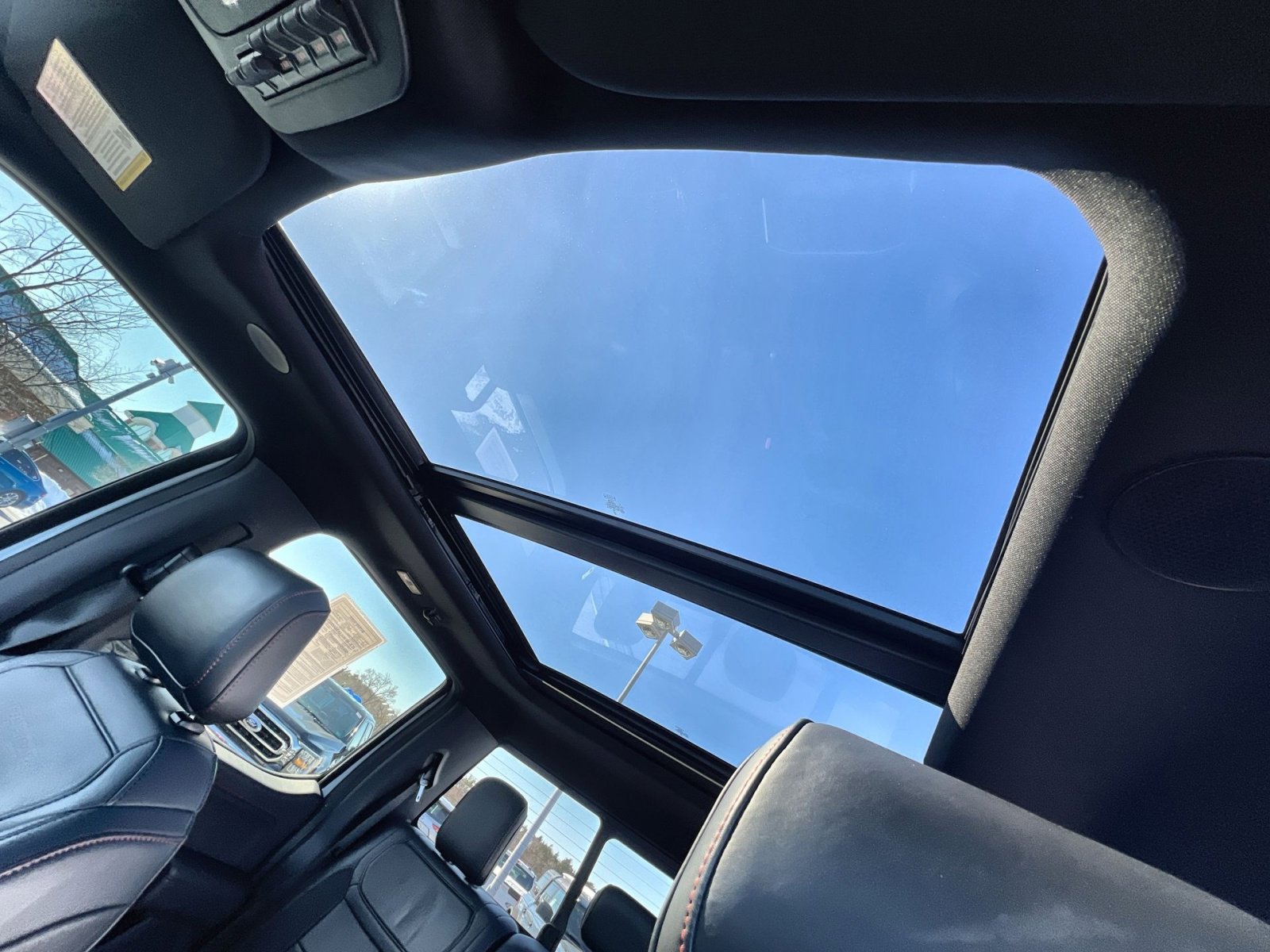 Certified 2025 Ford F150 Raptor image 24