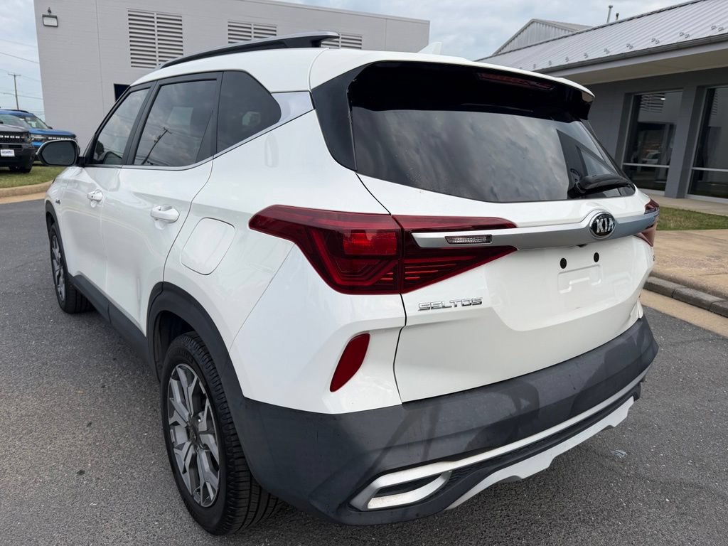 Used 2021 Kia Seltos EX AWD/4WD image 3