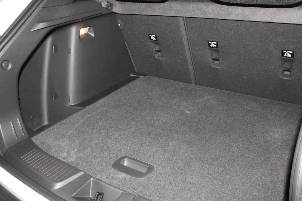 Used 2024 Chevrolet Trax RS w/ Sunroof Package FWD image 15