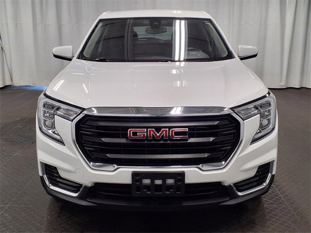 Used 2023 GMC Terrain SLE image 6