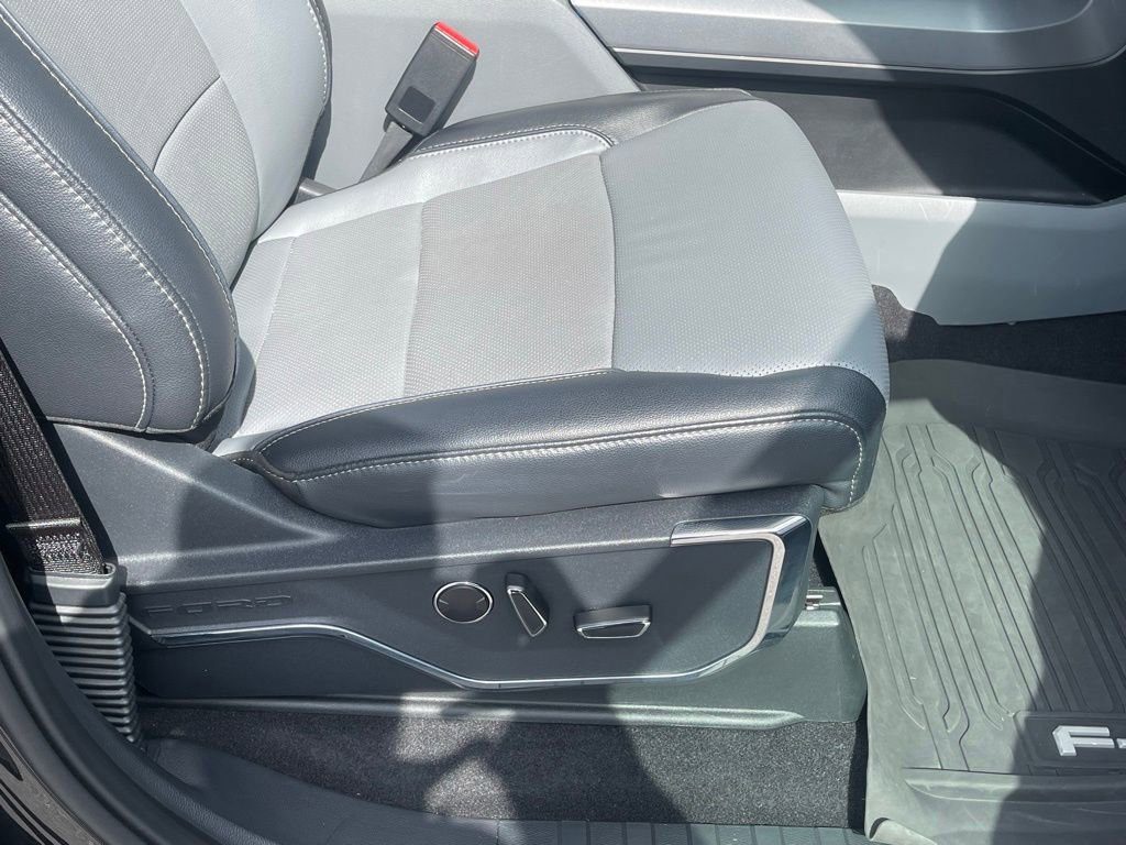 Certified 2023 Ford F150 Lariat w/ Equipment Group 502A High image 18