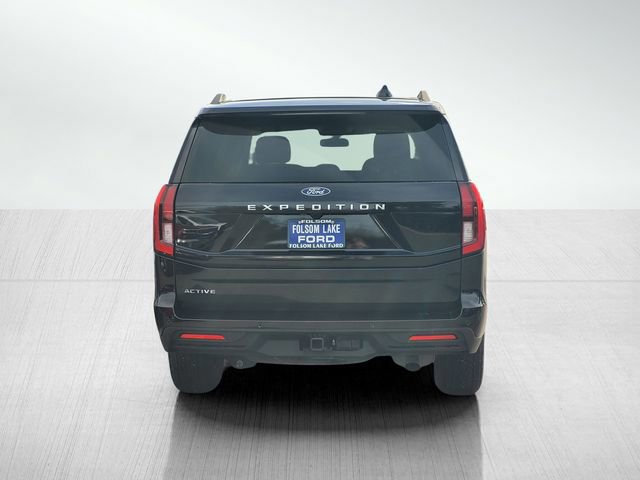 Certified 2025 Ford Expedition Active image 4