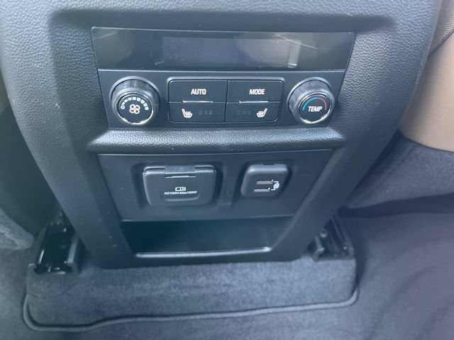 Used 2022 Chevrolet Traverse Premier w/ LPO, Floor Liner Package AWD/4WD image 23