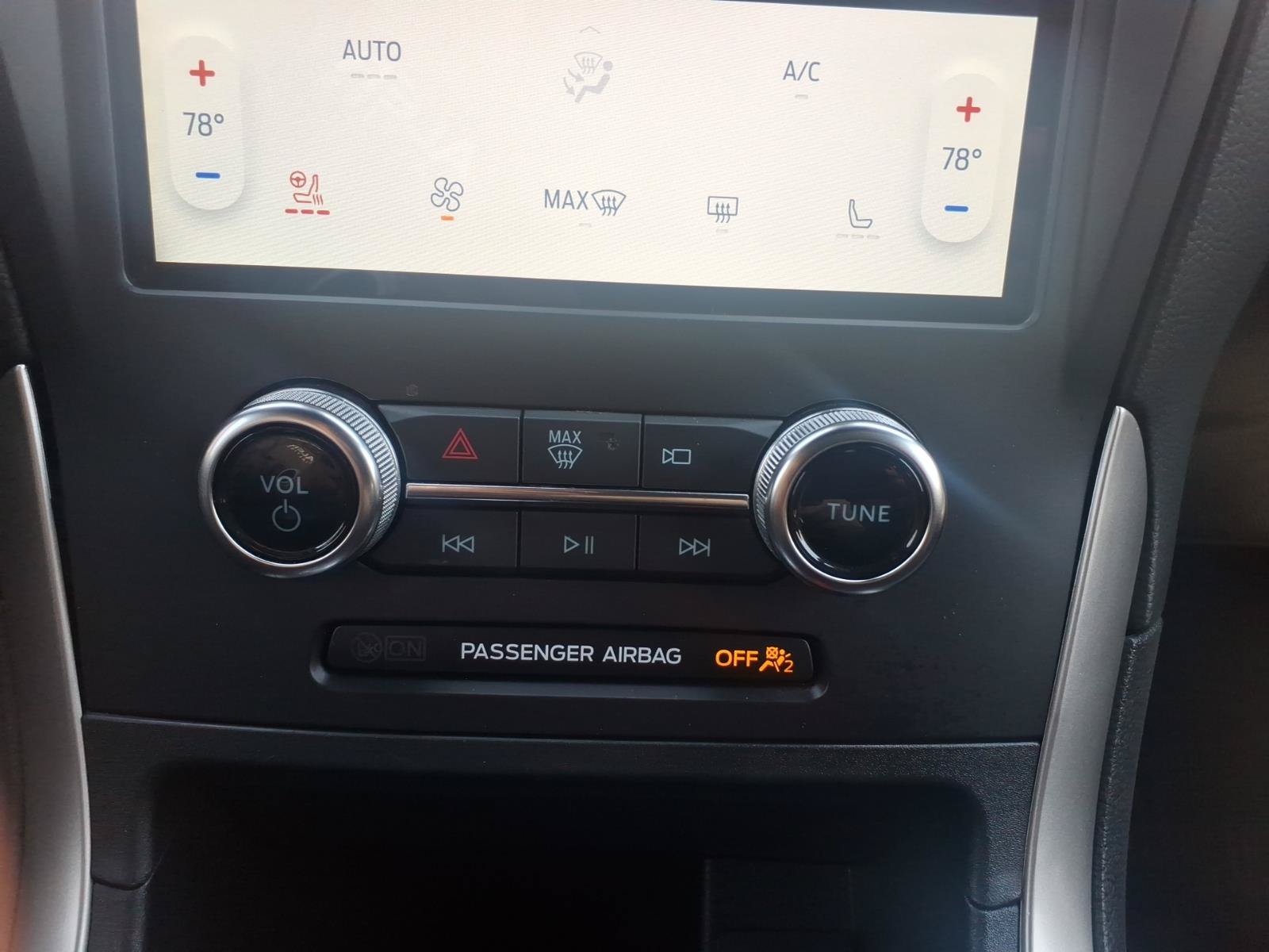 Certified 2024 Ford Edge ST-Line AWD/4WD image 19