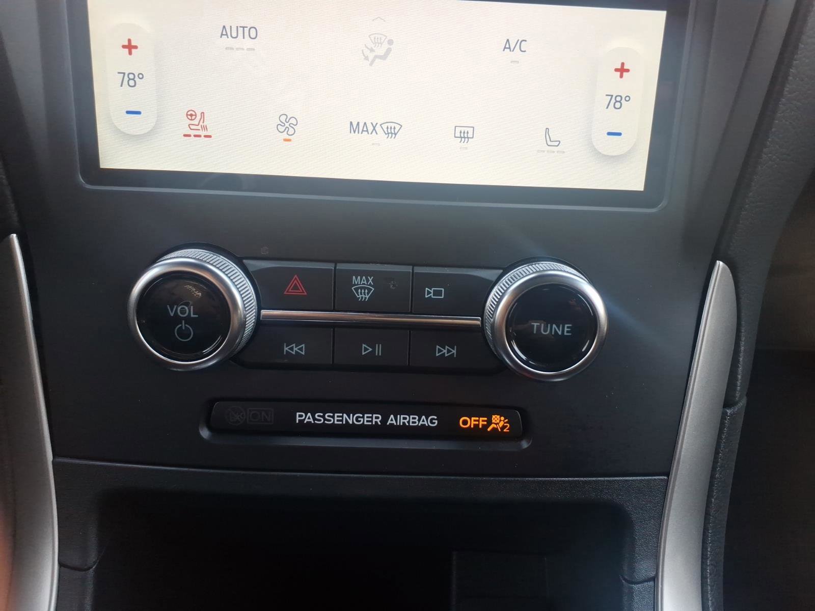 Certified 2024 Ford Edge ST-Line image 19