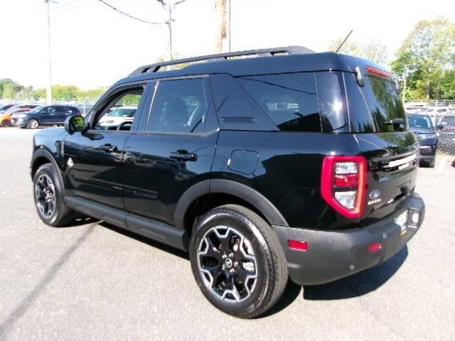 Certified 2025 Ford Bronco Sport Outer Banks w/ Outer Banks Tech Package+ AWD/4WD image 8