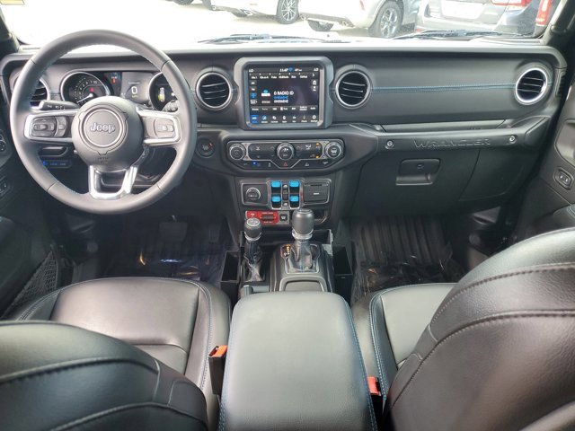 Used 2023 Jeep Wrangler Rubicon image 18