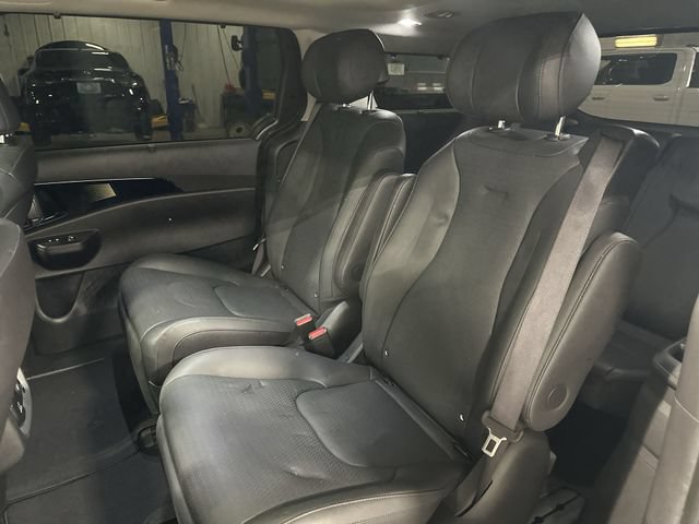 Used 2025 Kia Carnival SX Prestige FWD image 30