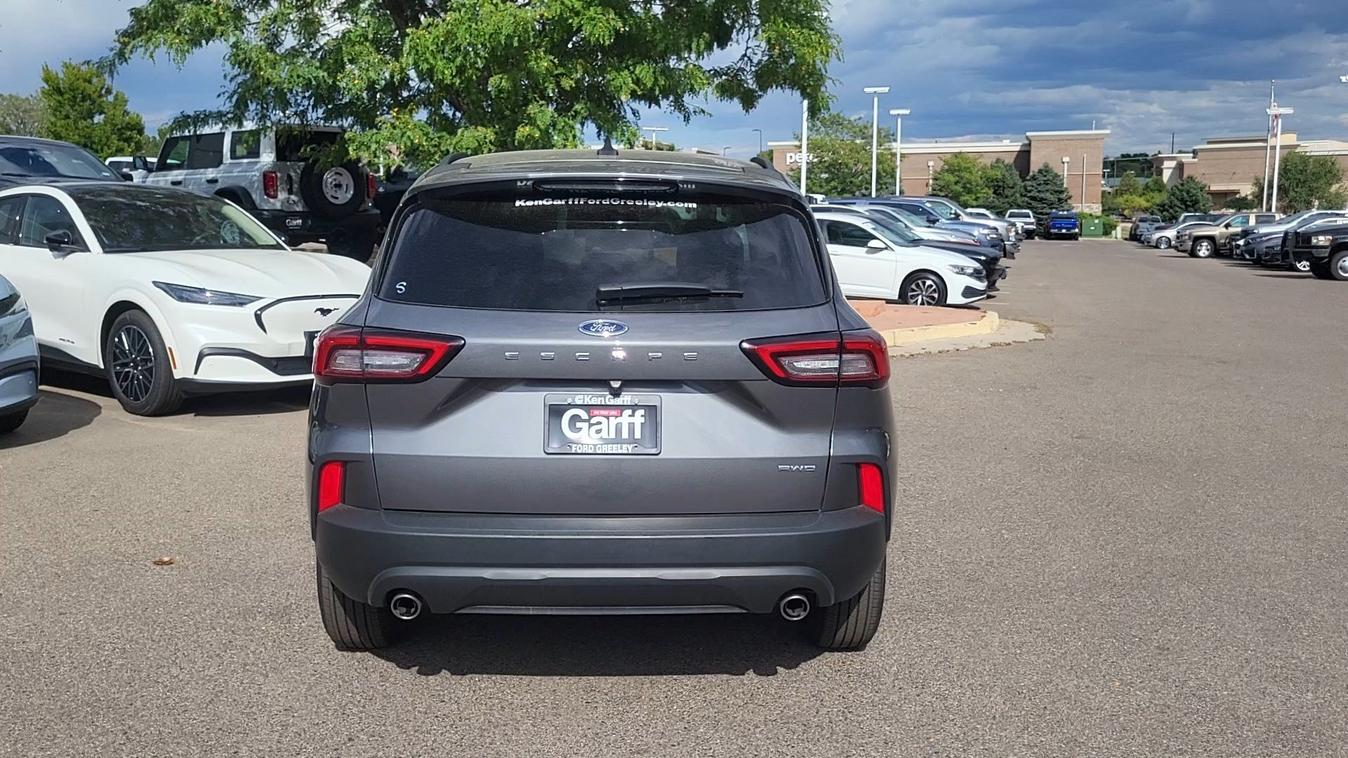 Certified 2025 Ford Escape ST-Line Select AWD/4WD image 25