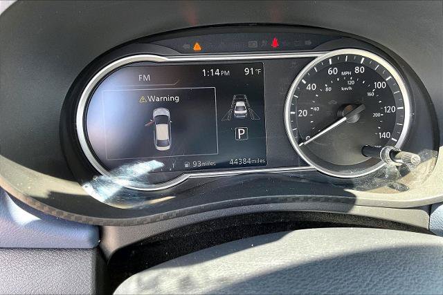 Used 2024 Nissan Versa SV w/ Trunk Package FWD image 19