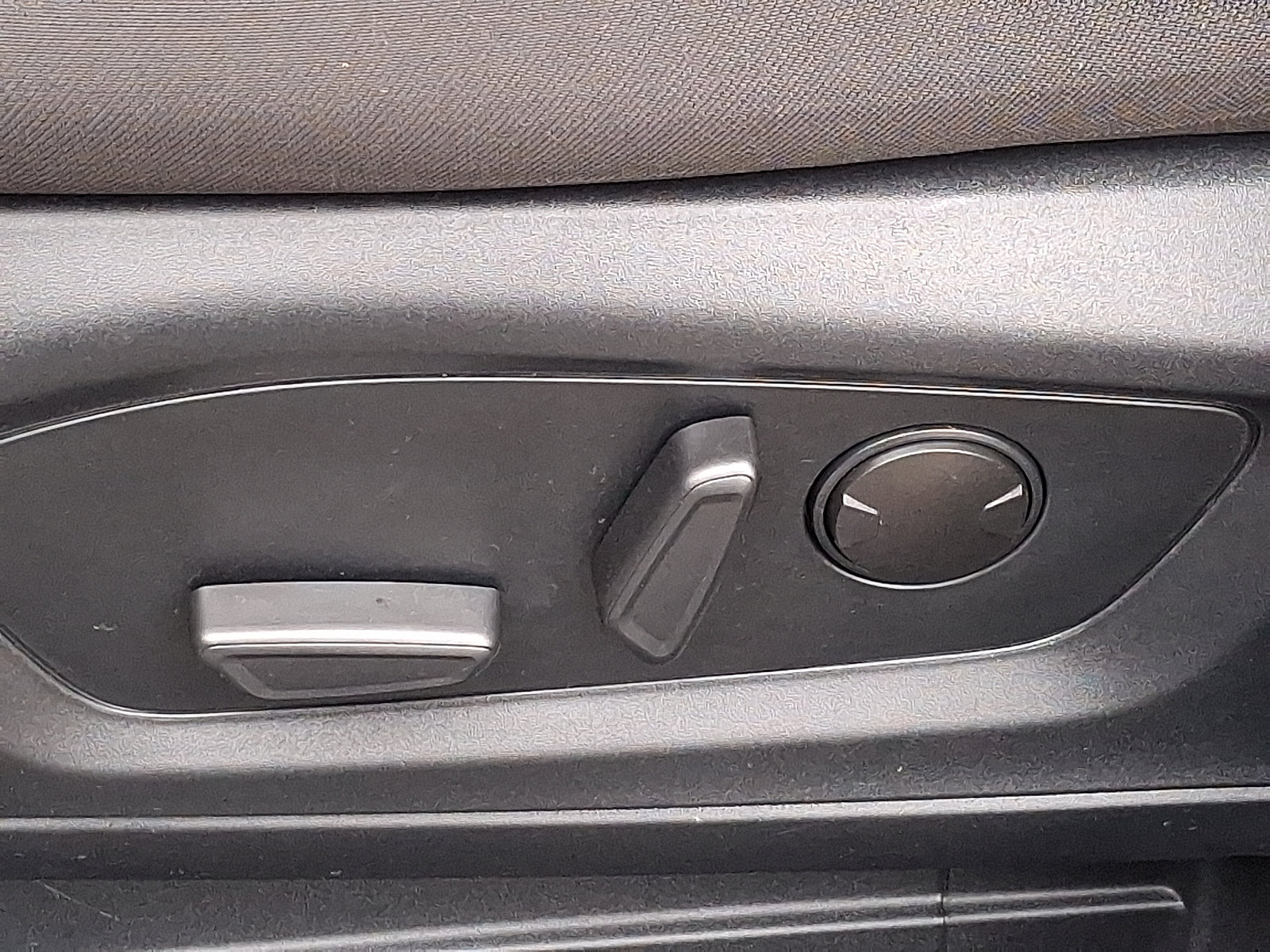 Certified 2022 Ford Explorer XLT image 26