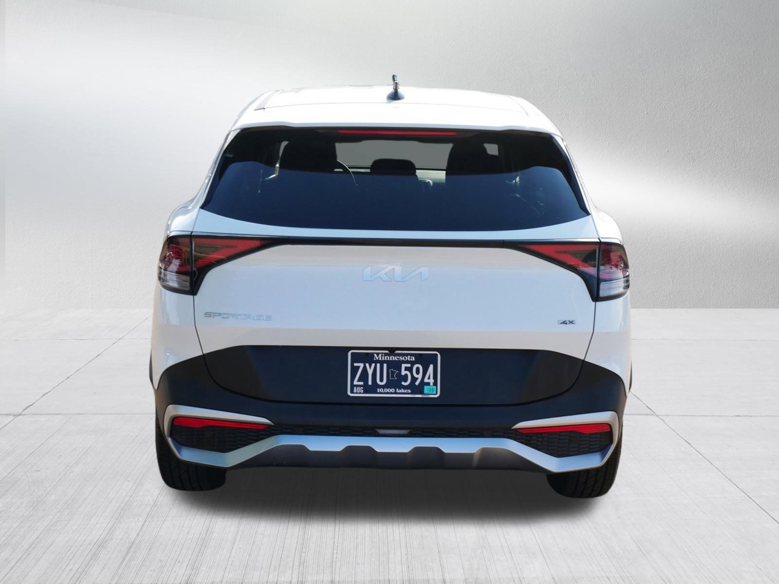 Used 2023 Kia Sportage LX image 4