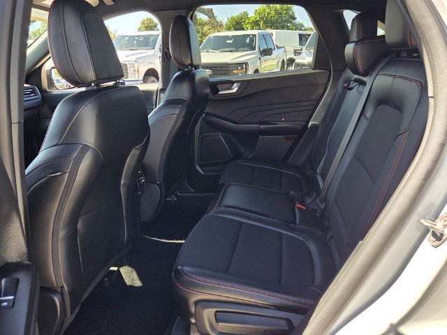 Certified 2025 Ford Escape ST-Line FWD image 13