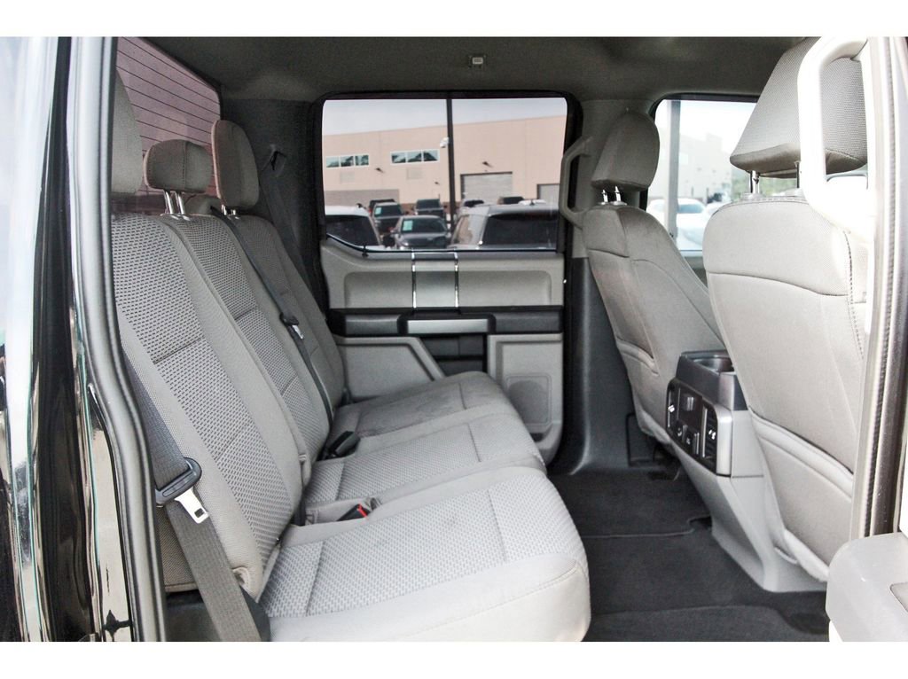 Certified 2022 Ford F250 XLT w/ XLT Premium Package AWD/4WD image 10