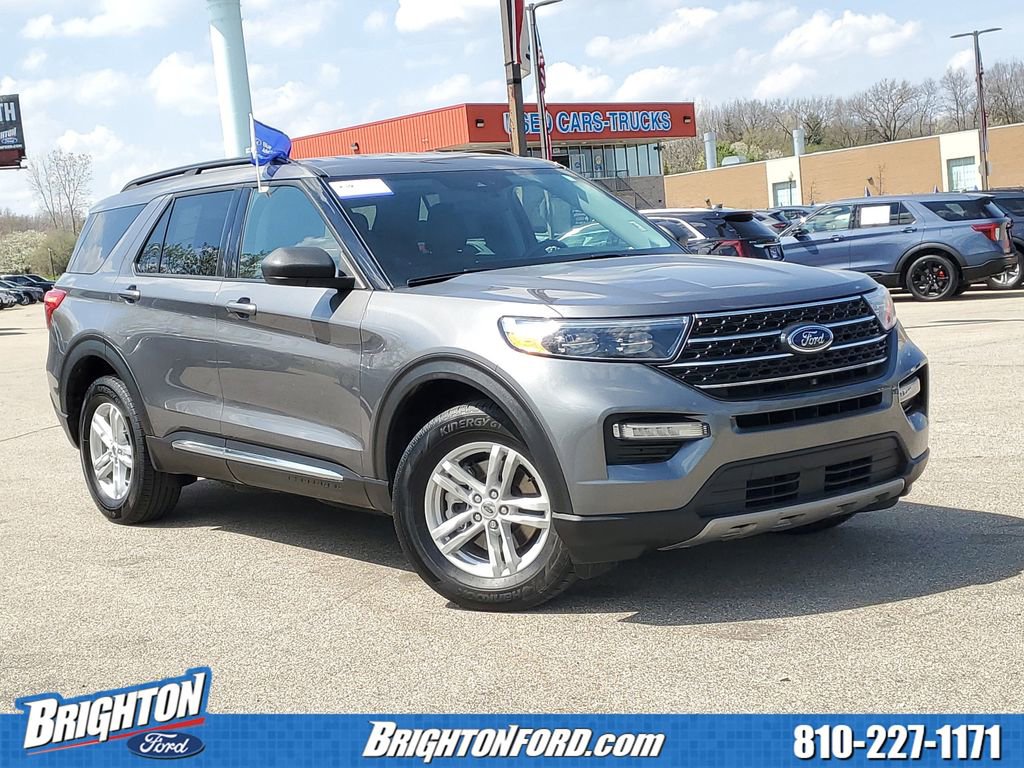 Certified 2024 Ford Explorer XLT w/ Equipment Group 202A image 1