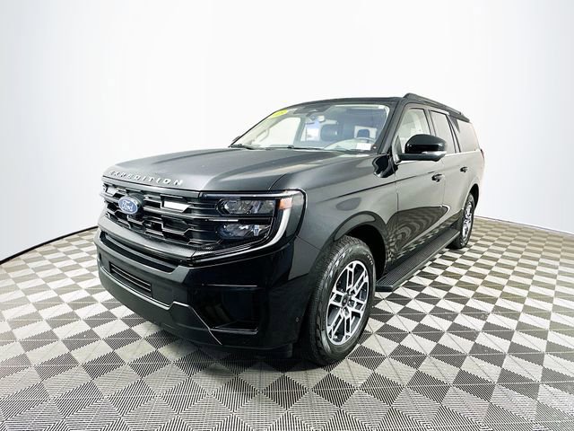Certified 2025 Ford Expedition Max Active AWD/4WD image 6