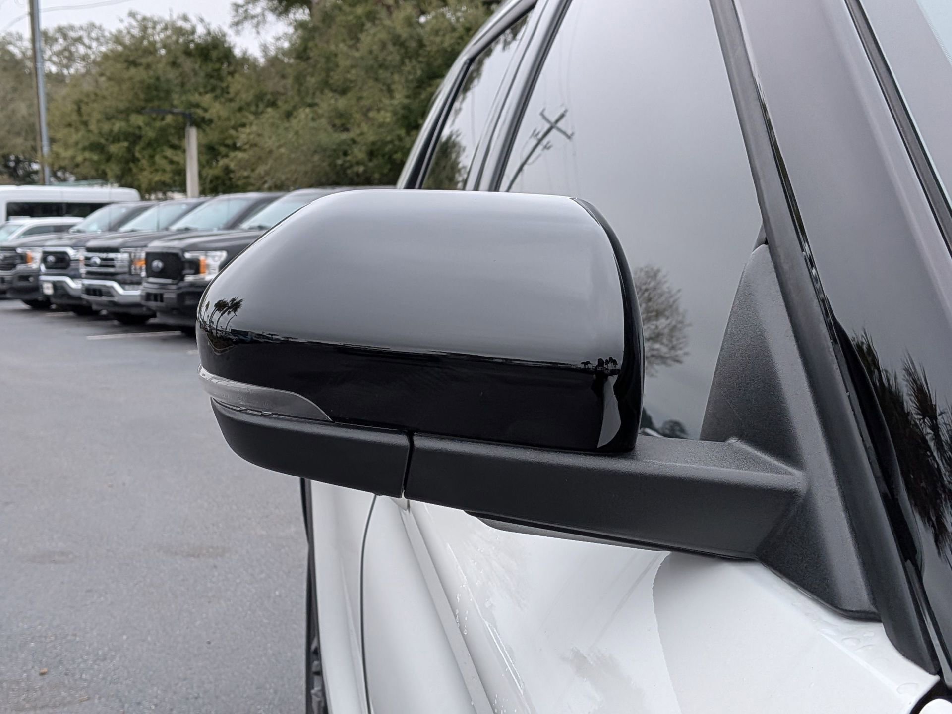 Certified 2025 Ford Explorer ST image 13