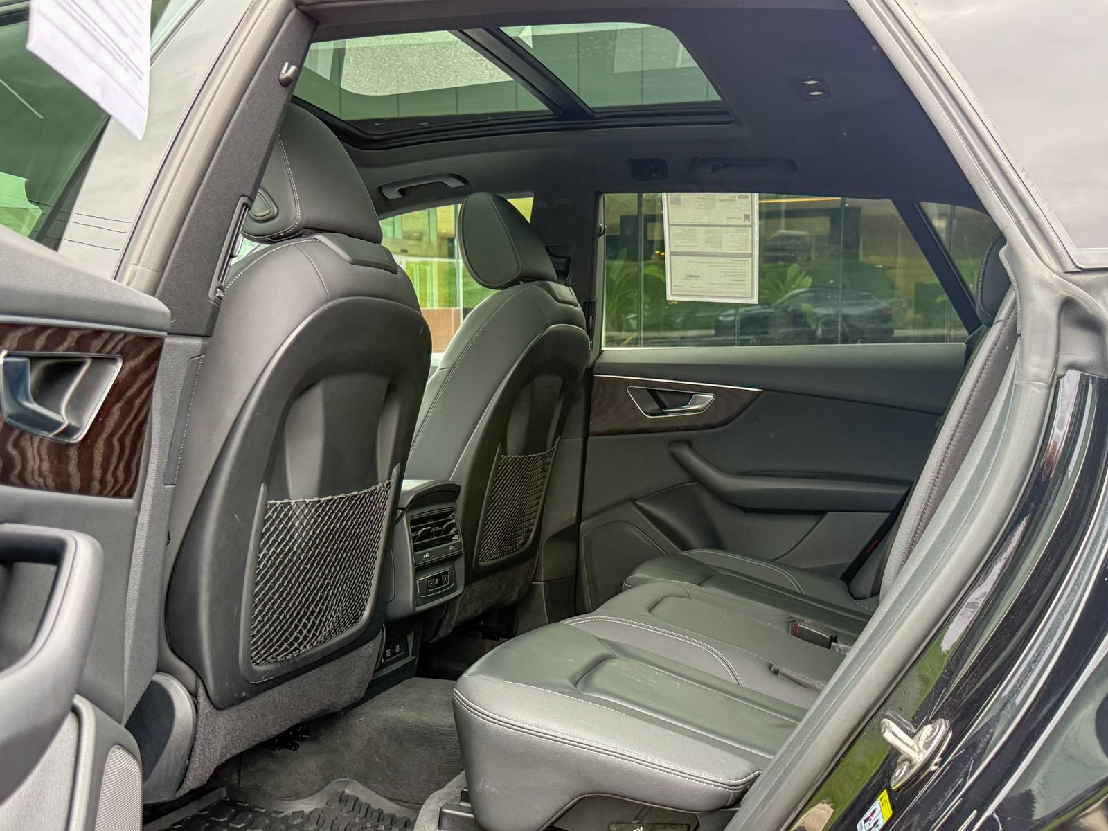 Used 2021 Audi Q8 Premium w/ Black Optic Package AWD/4WD image 18