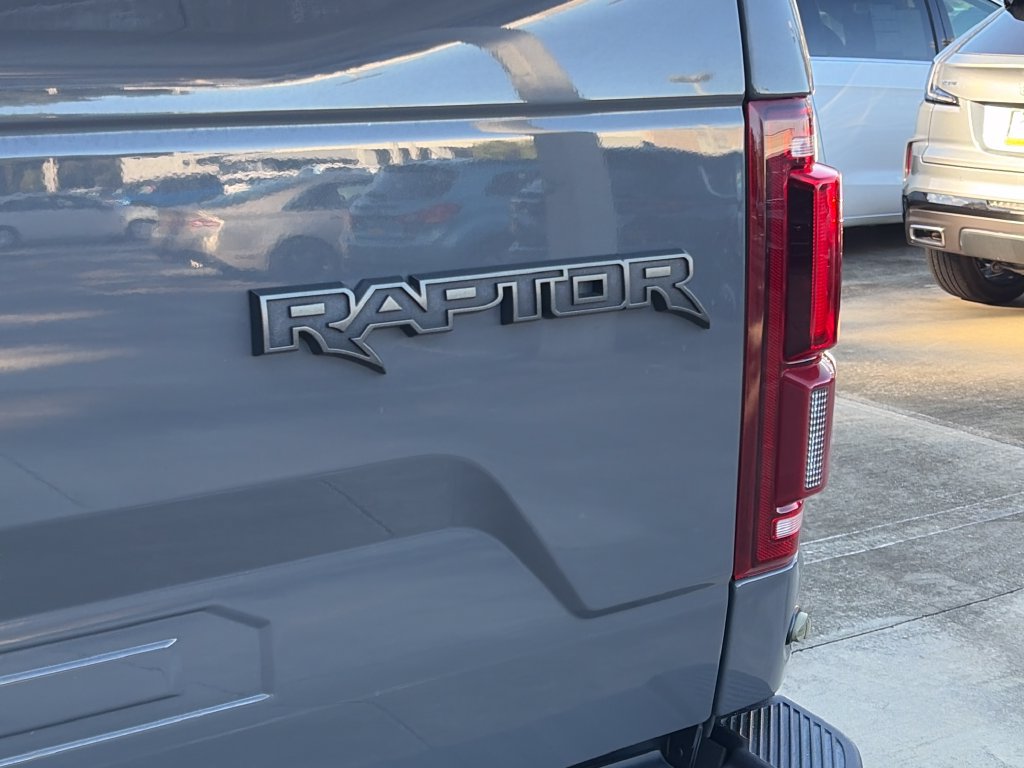 Certified 2018 Ford F150 Raptor w/ Equipment Group 802A Luxury AWD/4WD image 33