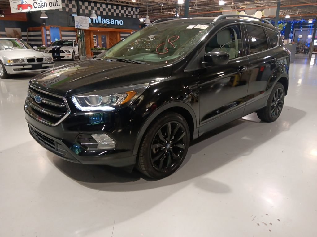 Certified 2018 Ford Escape SEL w/ SEL Sport Appearance Package AWD/4WD image 9