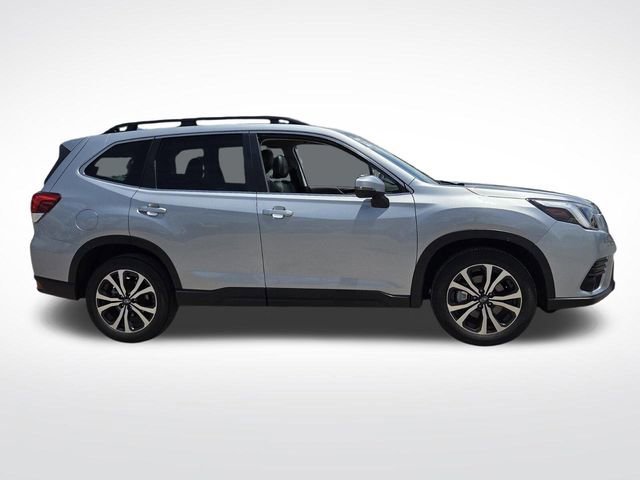 Used 2023 Subaru Forester Limited w/ Popular Package #2 AWD/4WD image 6
