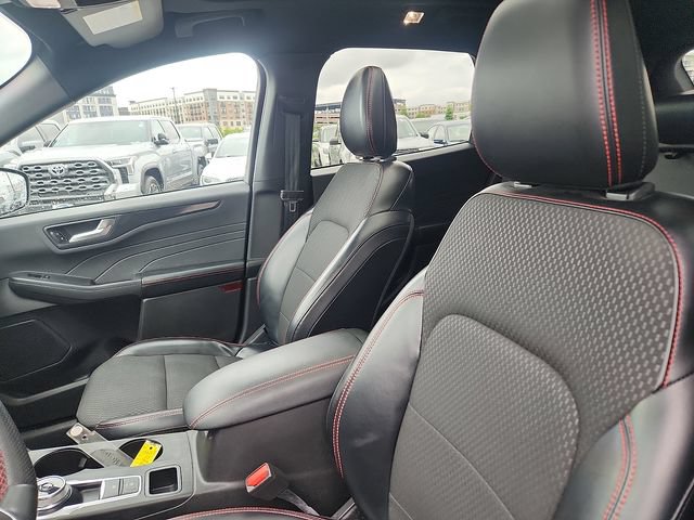 Certified 2023 Ford Escape ST-Line w/ Tech Pack #1 AWD/4WD image 22