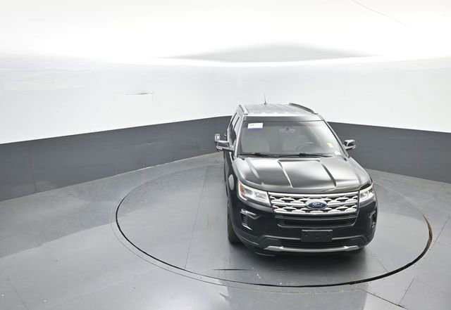 Certified 2018 Ford Explorer XLT w/ Equipment Group 201A AWD/4WD image 25