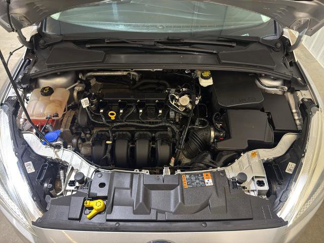 Certified 2017 Ford Focus SE image 28