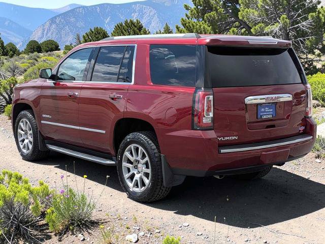 Used 2017 GMC Yukon Denali AWD/4WD image 4