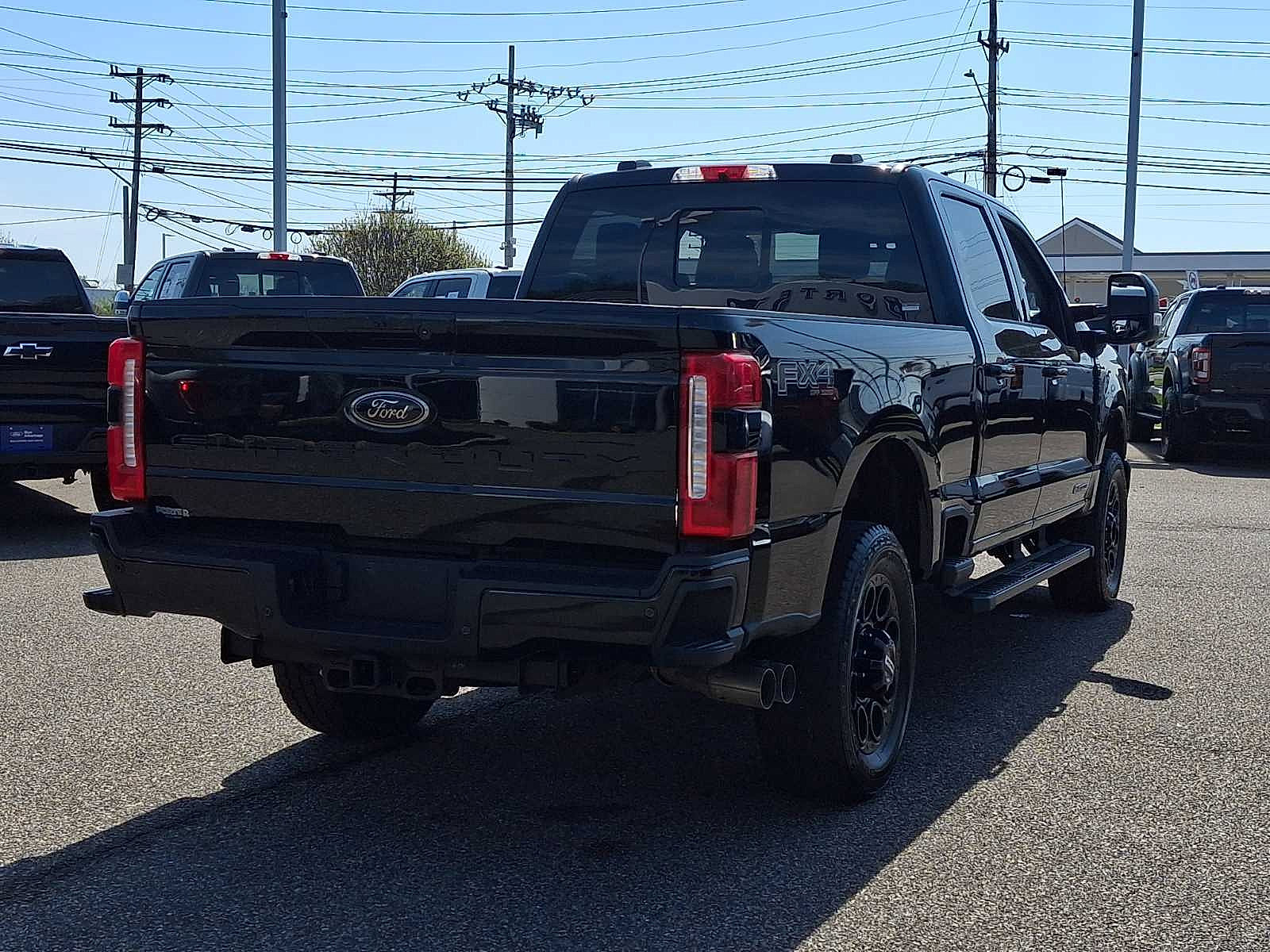 Certified 2024 Ford F250 Lariat w/ Lariat Ultimate Package AWD/4WD image 10