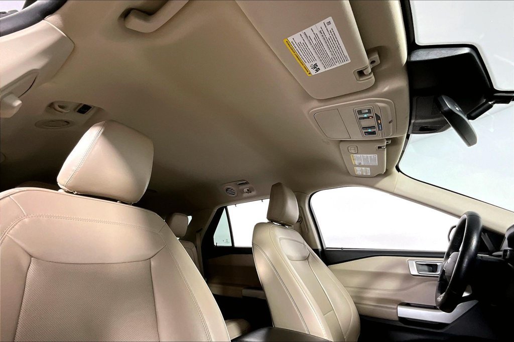 Certified 2023 Ford Explorer Limited AWD/4WD image 22