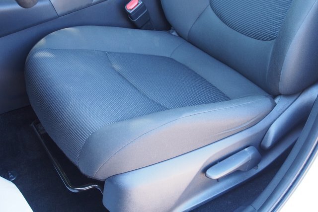 Used 2024 Toyota RAV4 LE FWD image 17