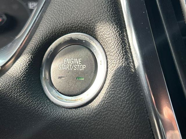 Used 2023 Chevrolet Traverse LT FWD image 21