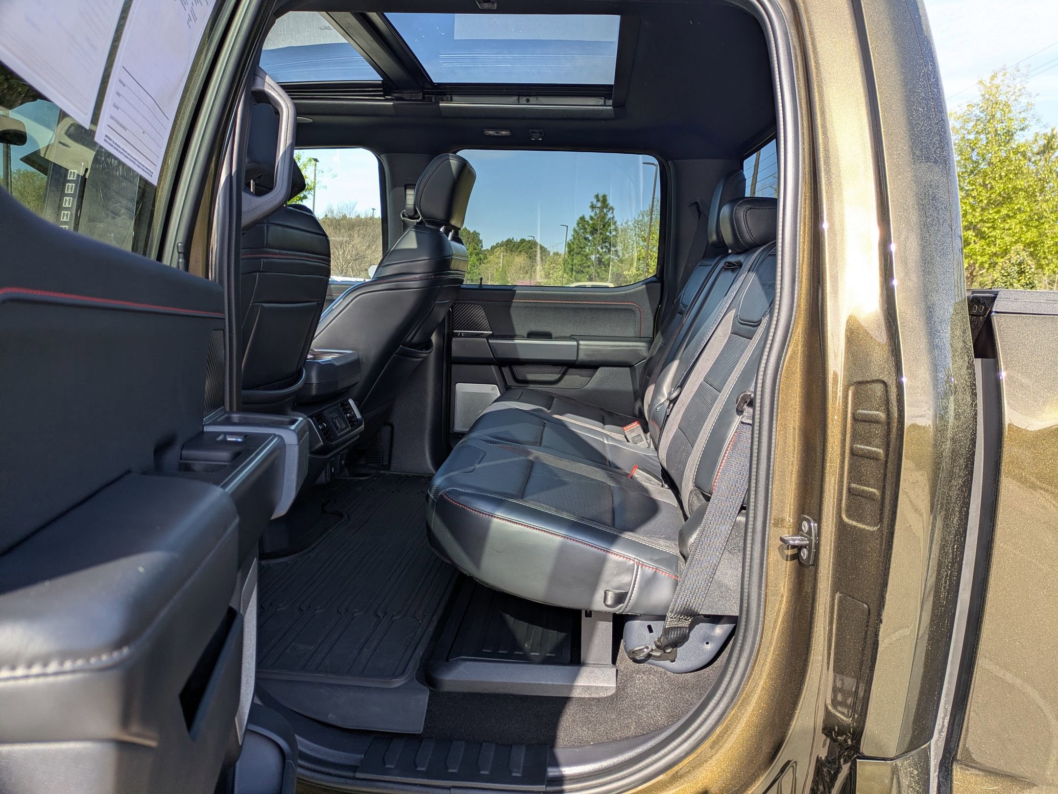 Certified 2024 Ford F150 Raptor image 31