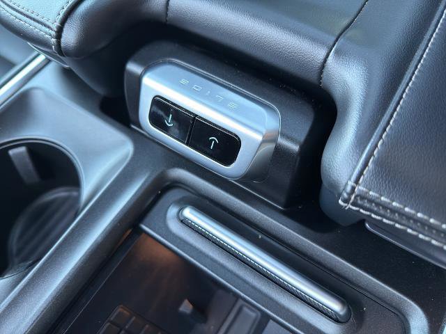 Certified 2025 Ford Expedition Max Platinum w/ Stealth Performance Package image 28