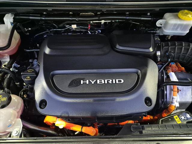 Used 2023 Chrysler Pacifica Touring-L w/ S Appearance Package FWD image 23