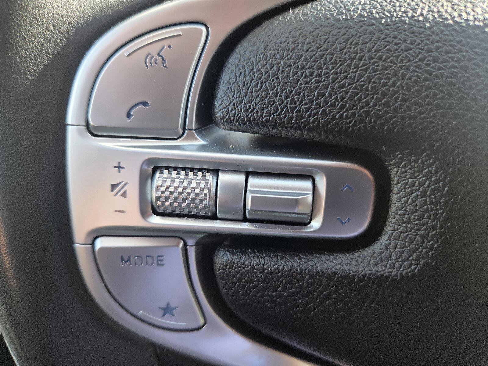 Used 2024 Genesis GV70 2.5T image 14