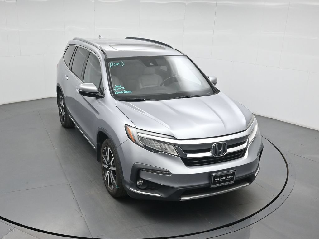 Used 2022 Honda Pilot Touring image 11