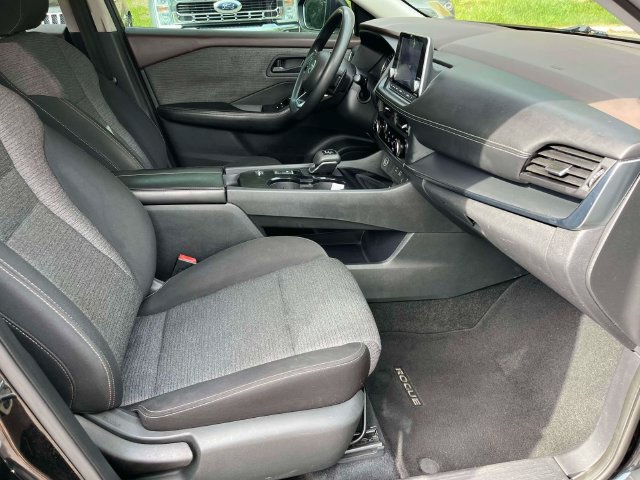 Used 2021 Nissan Rogue S FWD image 24